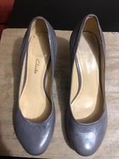 Chaussures Clarks en cuir gris