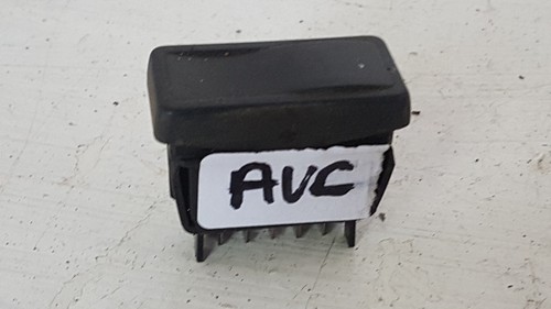 Bouton lève vitre avant