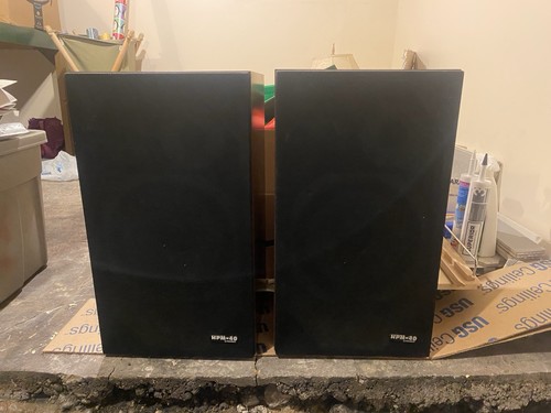 Two pioneer hpm - pioneer, hpm-40