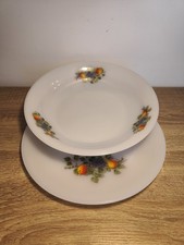 Assiette + Plate Vintage