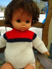 POUPEE  BELLA BRUNE AUX YEUX