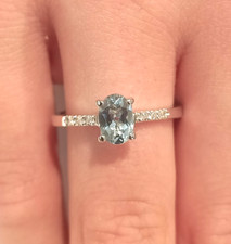 Bague En Or Blanc 18 CT 750