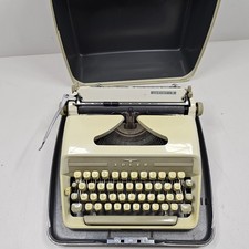 Machine À Écrire Adler