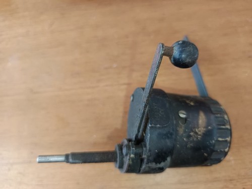 Ancien moteur essui glace auto - ancien,