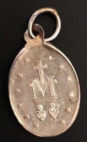 Belle médaille religieuse