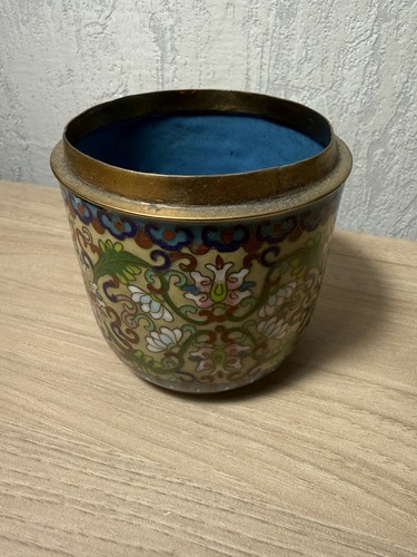 Pot bronze décor - en,