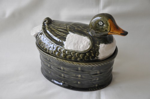 Terrine zoomorphe canard col - zoomorphe,