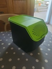 Tupperware  coffre réserve a pommes de terre 8.3L NEUF JAMAIS UTILISÉ 