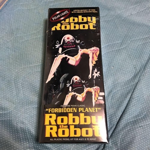 Figurine robby the - robby, robot