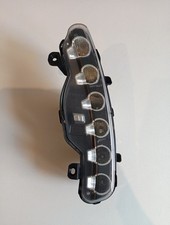 Feu diurne avant gauche