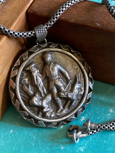 Ancien pendentif métal - pendentif, en