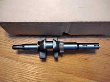 New OEM Briggs & Stratton Take Off Crankshaft Part # 493362 For Quantum Engines