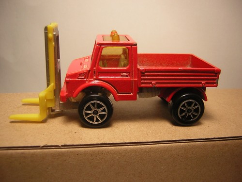 Majorette mercedes unimog - ,