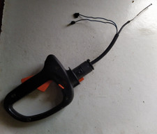 MANETTE DE COMMANDE    POUR TAILLE HAIE STIHL HS 81
