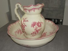 ANCIEN  SERVICE DE TOILETTE