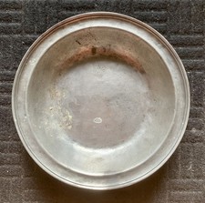 Ancienne plaque ou chargeur en