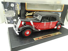 Maisto 1/18 - Citroen Traction 15/6 1952 Noire et Rouge