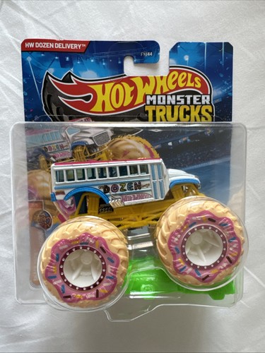 Hot wheels monster trucks - hot,