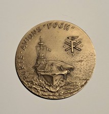 Grande médaille en bronze " porte avions Foch "
