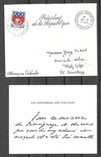 ENVELOPPE AVEC CARTE DE VISITE DU GÉNÉRAL DE GAULLE (lire)
