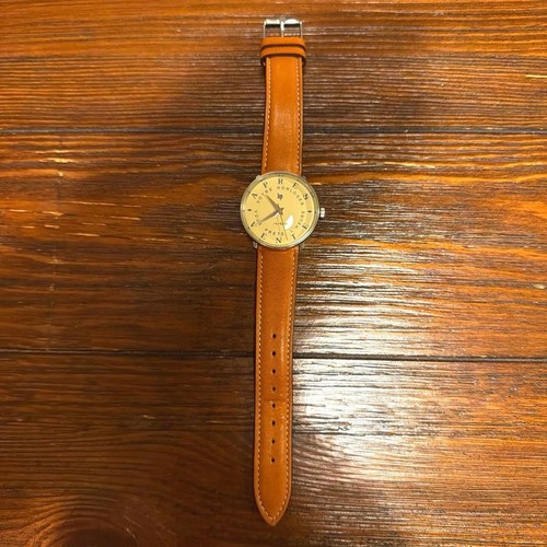 Lip dauphine service - service, watch