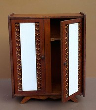 Armoire placard poupée vintage jouet ancien bois rotin formica blanc pied compas