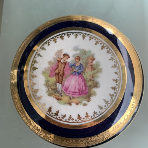 Bonbonnière porcelaine signé - porcelaine,