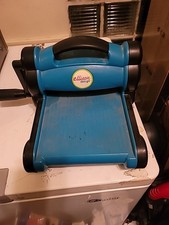 Ellison Design Green & Black