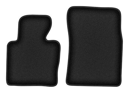 Tapis avant velours noirs
