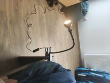 lampe led  ikea, couleur noir 50cm et peut se plier, cable d'environt 2m,