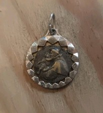 Médaille Religieuse Ancienne