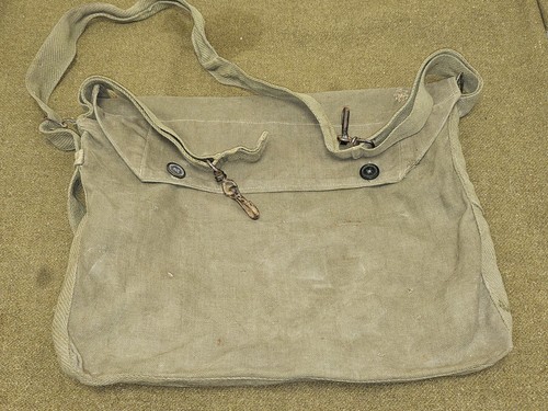Etui musette modéle - etui, 1892