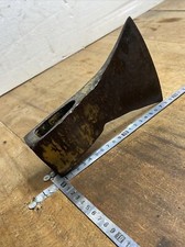 hache  outil ancien Old tool