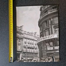 LA KOMMANDANTUR place de