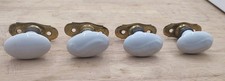 Lot 4 anciennes poignées de porte en porcelaine blanche et laiton 