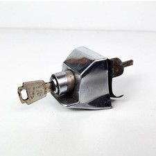 Serrure de Coffre SIMCA 1300