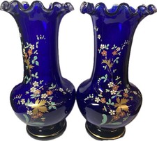 Paire de vases en verre bleu