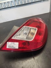 Feu arriere principal droit