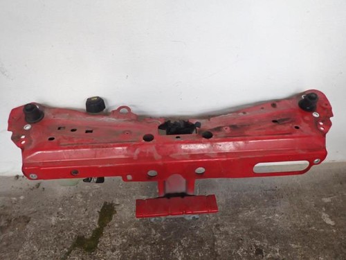 Traverse superieure renault - traverse,