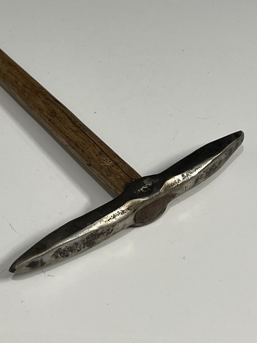 Outil ancien marteau tailleur - marteau,