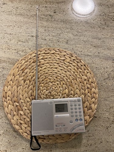 Sony world band receiver - world,