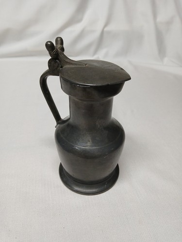 Ancien petit pichet - , cruche