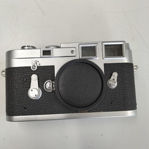 Leica rangefinder camera - camera, m3
