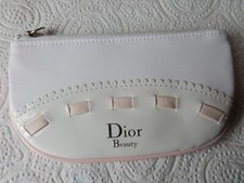 Pochette DIOR beauty blanche