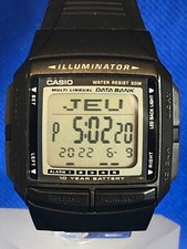 Montre Watch UHR CASIO 2515 DB-36 Quartz Multi Lingual DATA BANK ILLUMINATOR 