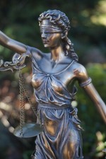 WU71832  FIGURINE  STATUETTE