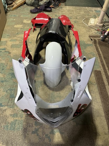 100 carbon fiber - 100%, track