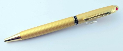 Stylo bille pierre - à,
