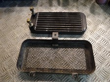 radiateur d'huile et grille de