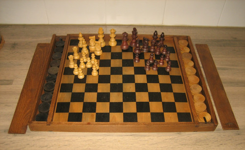 Ancien plateau jeux - ancien,